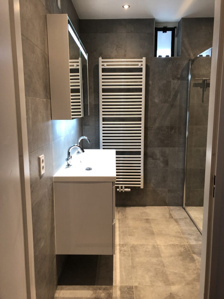 Badkamer | Modern| | Beton look